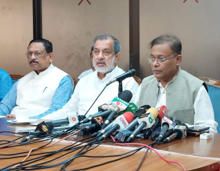 বিএনপি হাঁকডাক করে মহাসমাবেশের নামে ফ্লপ সমাবেশ করেছে : তথ্যমন্ত্রী