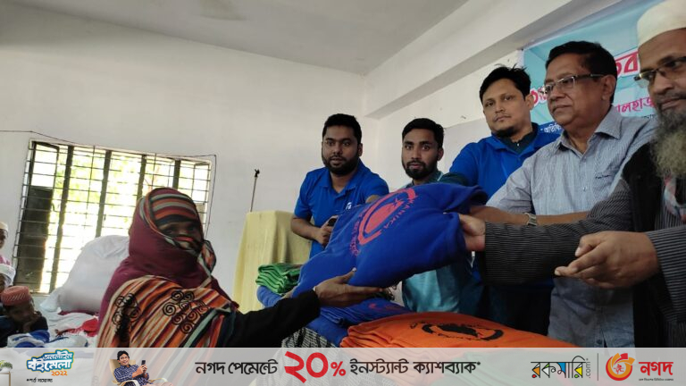 কণিকার শীতবস্ত্র বিতরণ ও ফ্রি মেডিক্যাল ক্যাম্প অনুষ্ঠিত