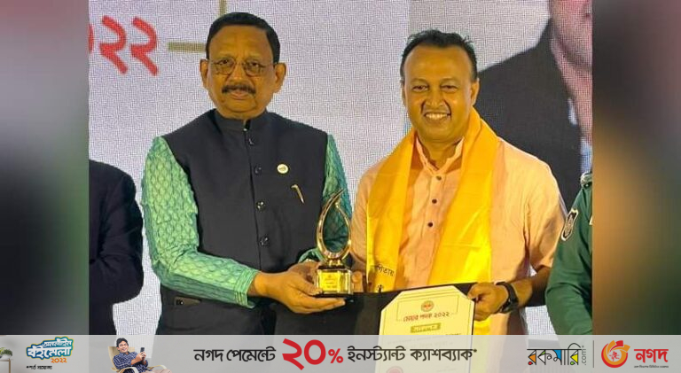 ‘মেয়র পদক ২০২২ যুব আদর্শ সম্মাননা’ পেলেন ডা. বিদ্যুৎ বড়ুয়া