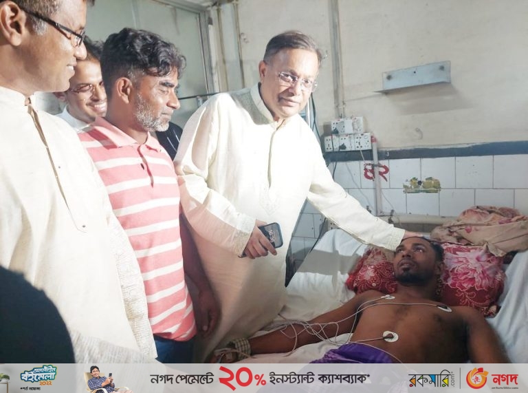 বিএনপি’র রোডমার্চে বাবার ছবি দেখে বিষপান করা ছাত্রলীগ নেতার পাশে তথ্যমন্ত্রী