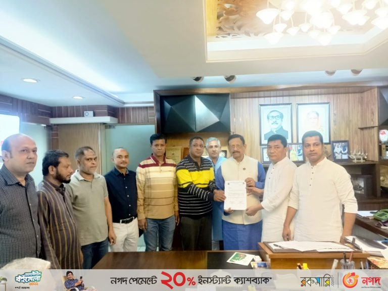 শহিদ ছাত্রনেতা মহিমের নামে চত্বরের দাবিতে মেয়রকে স্মারকলিপি