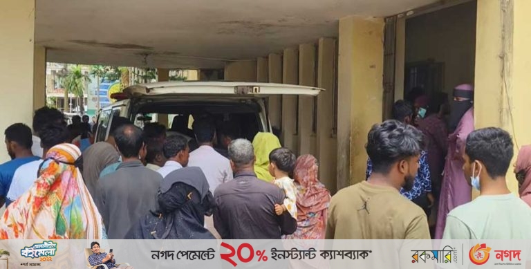 আনোয়ারায় পাহাড় ধসে দুই শিশুর মৃত্যু