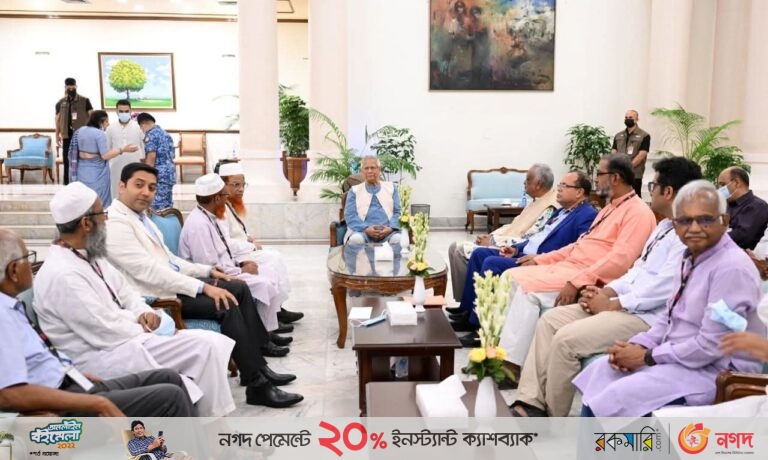 নির্বাচন ভন্ডুল করারা অপচেষ্টাকে রুখে দিতে সবাইকে ঐক্যবদ্ধ থাকার আহ্বান প্রধান উপদেষ্টার