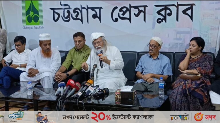 সব ধরনের ফ্যাসিবাদ মোকাবেলায় সাংবাদিকদের ভূমিকা রাখার আহবান ফরহাদ মজহারের