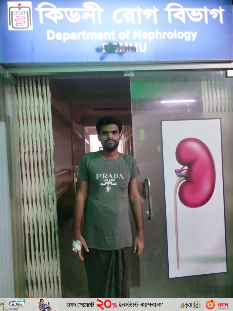 জীবনযুদ্ধে হার মানতে চান না মেধাবী চবি শিক্ষার্থী সুমন আহমেদ