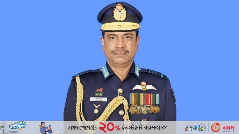 বিমান বাহিনীর সাবেক প্রধান হান্নান ও তার স্ত্রীর নামে দুর্নীতির ২ মামলা