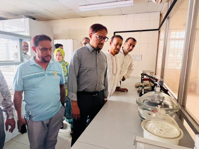 নির্ভুল পরীক্ষা ও আধুনিক যন্ত্রপাতি ব্যবহারের মাধ্যমে নিরাপদ খাদ্য নিশ্চিত করতে হবে: ডা. শাহাদাত