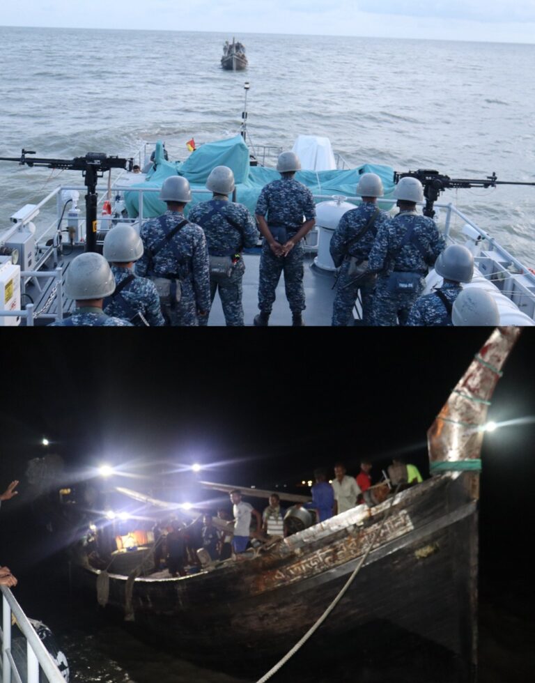 বঙ্গোপসাগরে ট্রলারসহ ২৬ জেলেকে উদ্ধার করেছে নৌবাহিনী