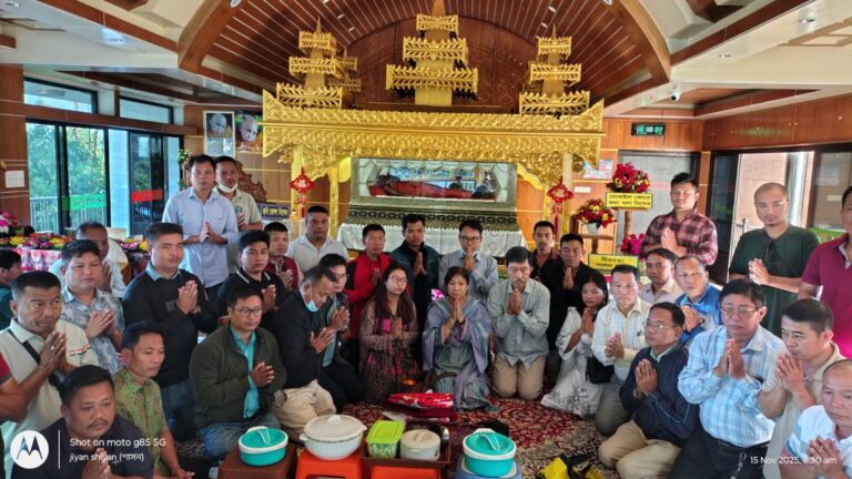 খালেদা জিয়ার রোগমুক্তি কামনায় রাঙামাটি রাজবন বিহারে দীপেন দেওয়ানের বিশেষ ধর্মীয় অনুষ্ঠান