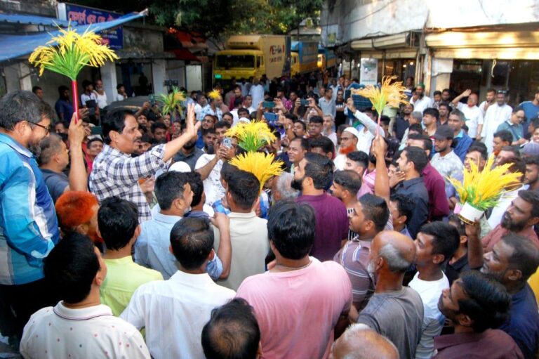 বিএনপি সকলকে নিয়ে নিরাপদ ও কল্যাণমুখী রাষ্ট্র গঠনে বদ্ধপরিকর : আবুল হাশেম বক্কর