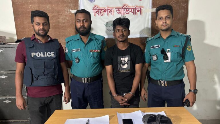 পাঁচলাইশে পরকীয়া সম্পর্কের জেরে যুবক খুন, মূল হোতা গ্রেফতার