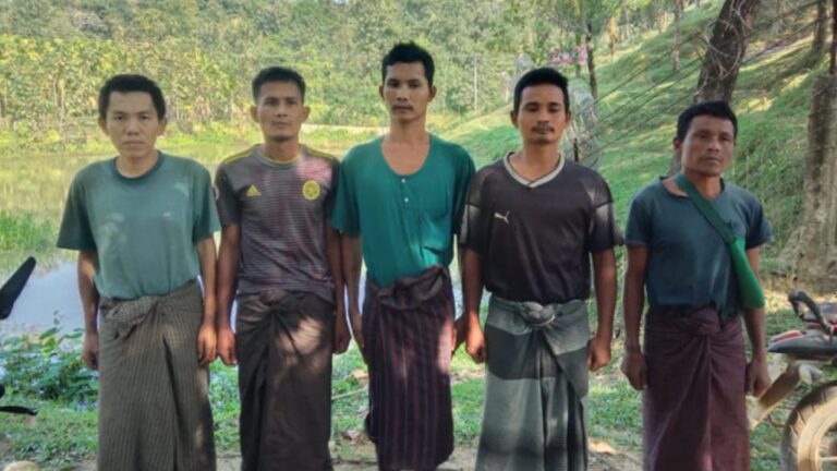 ঘুমধুম সীমান্তে মিয়ানমারের সেনা ও বিজিপির পাঁচ সদস্য আটক