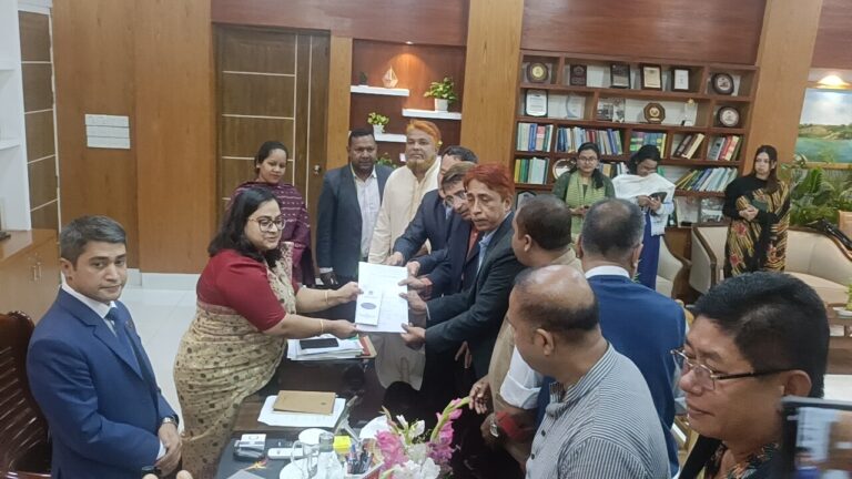 রাঙামাটিতে মনোনয়নপত্র সংগ্রহ করলেন বিএনপি প্রার্থী দীপেন দেওয়ান