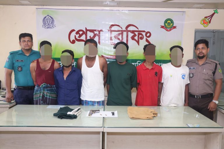 চট্টগ্রামে রাজু হত্যাকাণ্ডে জড়িত সন্দেহে ৬ জনকে গ্রেফতার 
