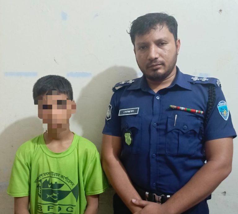 রাঙামাটিতে সাত বছরের শিশুকে ধর্ষণের অভিযোগে কিশোর আটক