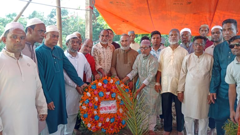 ৯০ দশক ছাত্রদল নেতা দৌলতুর রহমানের দাফন সম্পন্ন
