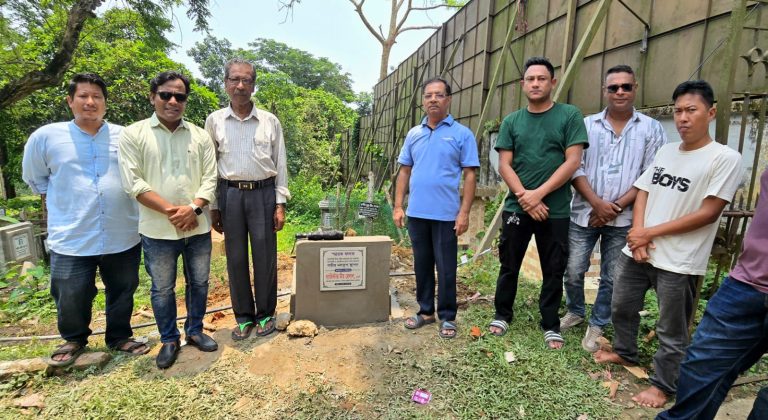 একটি স্ট্যাটাস, দ্রুত সমাধান:রাঙামাটিতে শ্মশানে পানির ব্যবস্থা করলেন মীর হেলাল