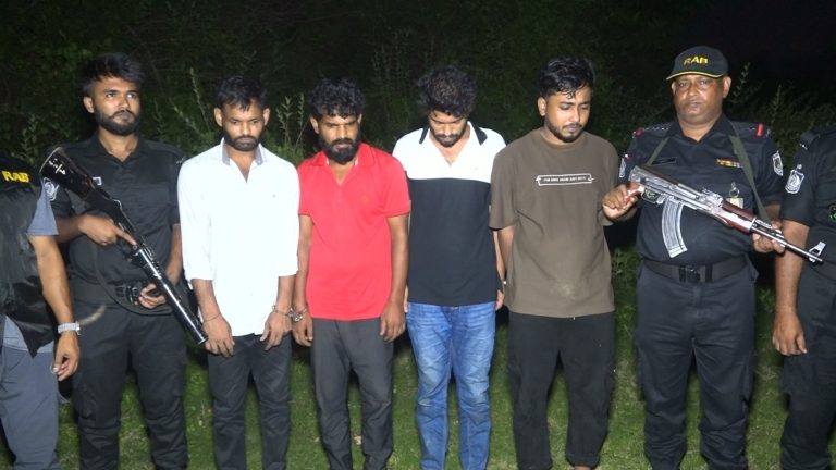 চট্টগ্রামে অপহরণের দুই ঘণ্টার মধ্যে কাতার প্রবাসী চুয়েট প্রকৌশলী উদ্ধার, আটক ৪