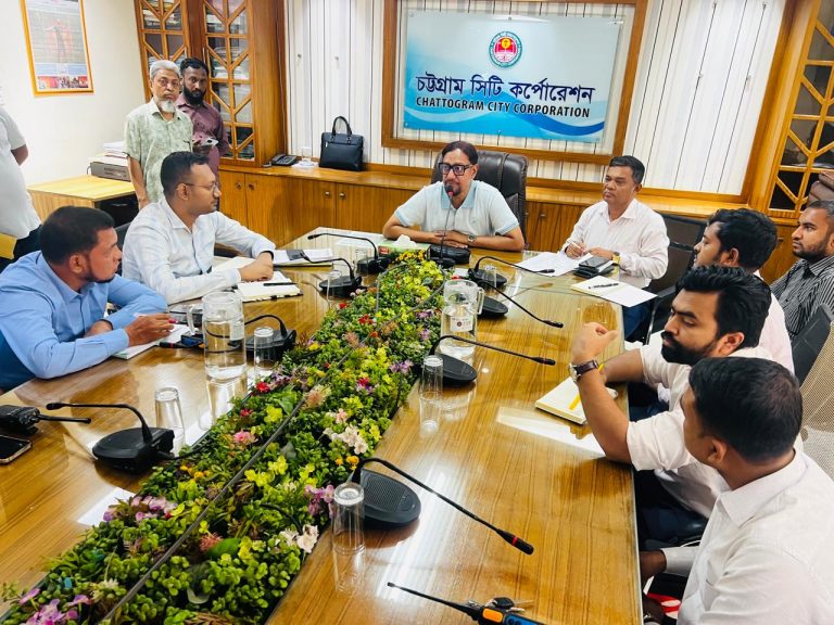 জলাবদ্ধতা নিরসনে ৮০০ নালা পরিস্কার করা হবে: মেয়র ডা. শাহাদাত হোসেন