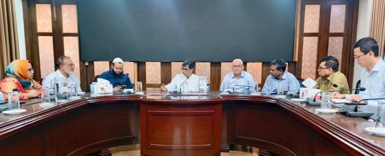 বন্যাদুর্গত কৃষকদের সহায়তায় বীজ ও ভ্যাকসিন বিতরণে অনিয়মে ‘জিরো টলারেন্স’ : মৎস্য ও প্রাণিসম্পদ এবং কৃষিমন্ত্রী